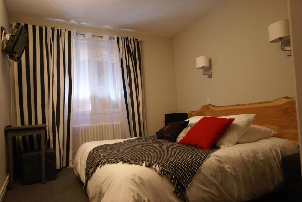 Hotel De La Placette Barcelonnette Kamer foto