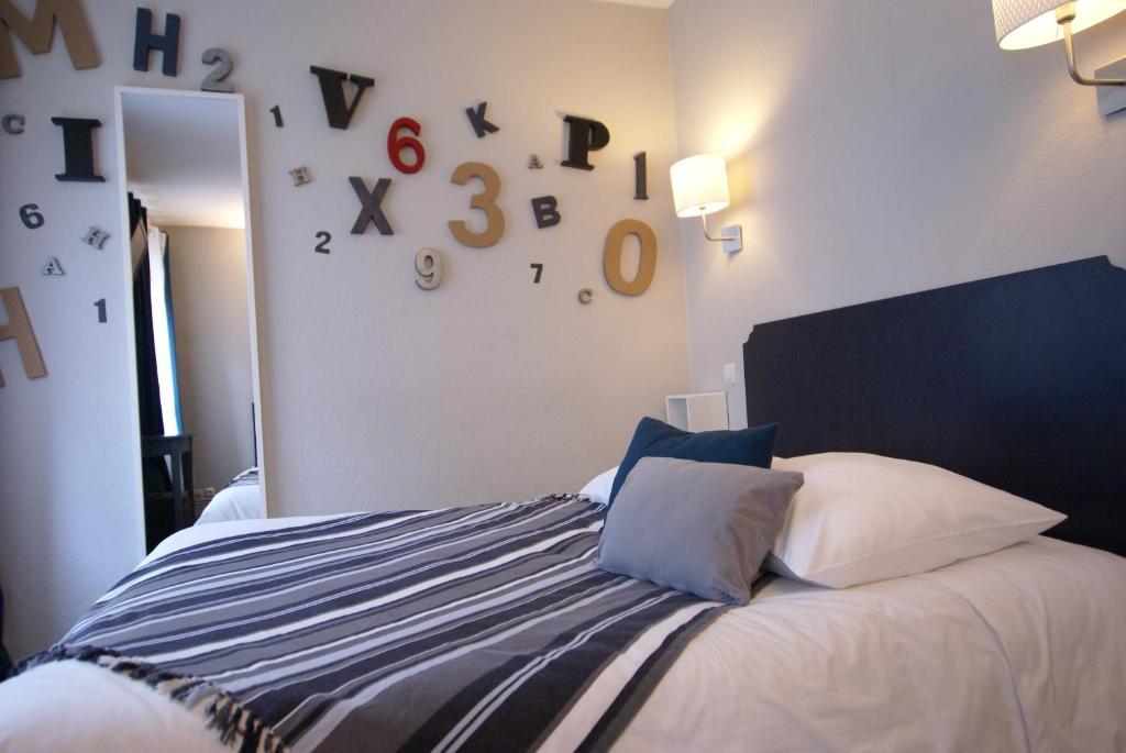 Hotel De La Placette Barcelonnette Kamer foto